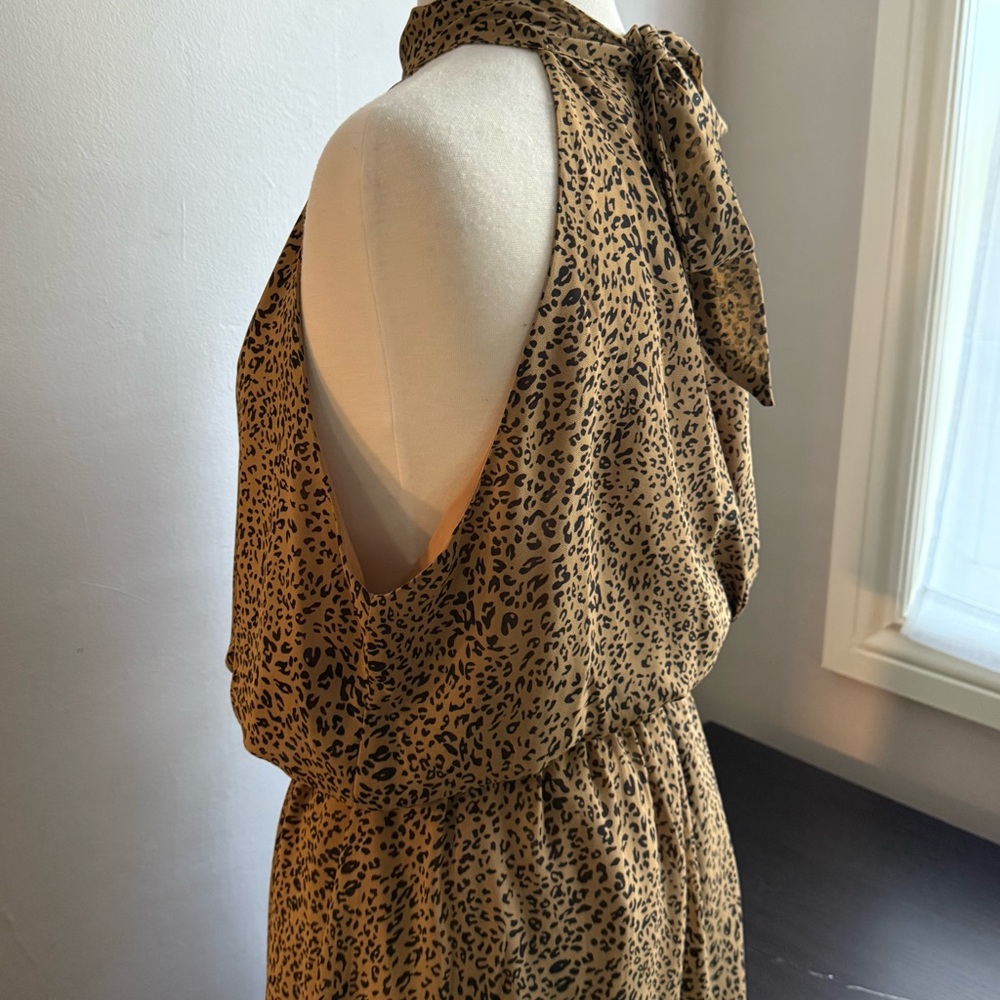 Leopard Print Ruffle Halter Top Midi Hem Dress XL

BTFBM - Picture 8 of 12